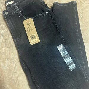 ❌SOLD❌ Levi's Skinny Jeans for Women